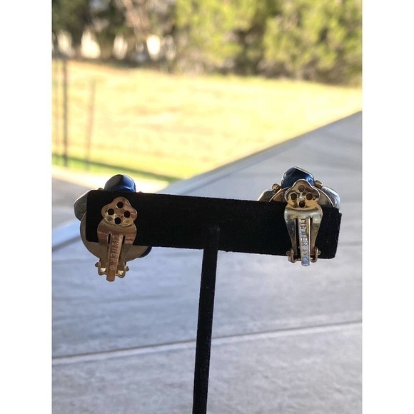 Lisner Clip Ons Earrings Vintage Blue Beads Gold Tone 50s - Picture 3 of 12